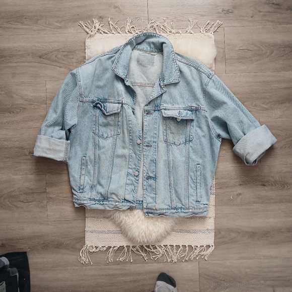 Jean Jacket - Picture 5 of 12